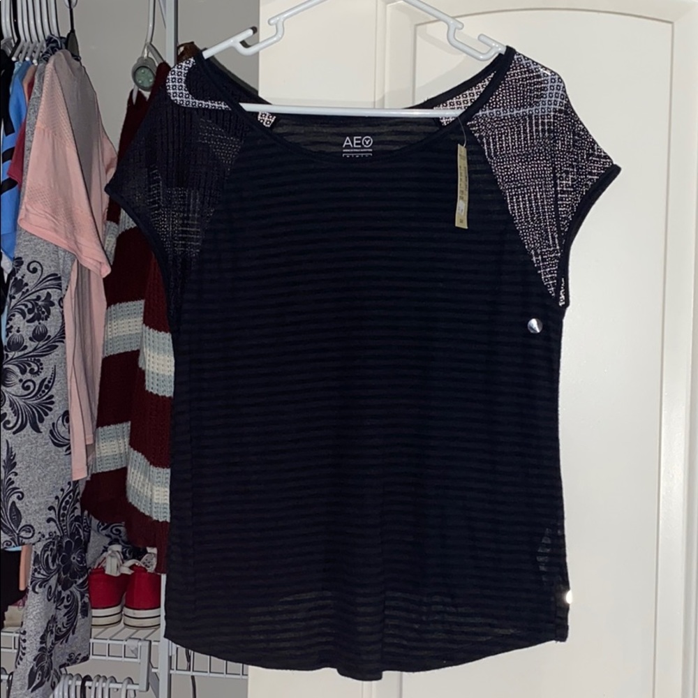 Aeo shirt brand new